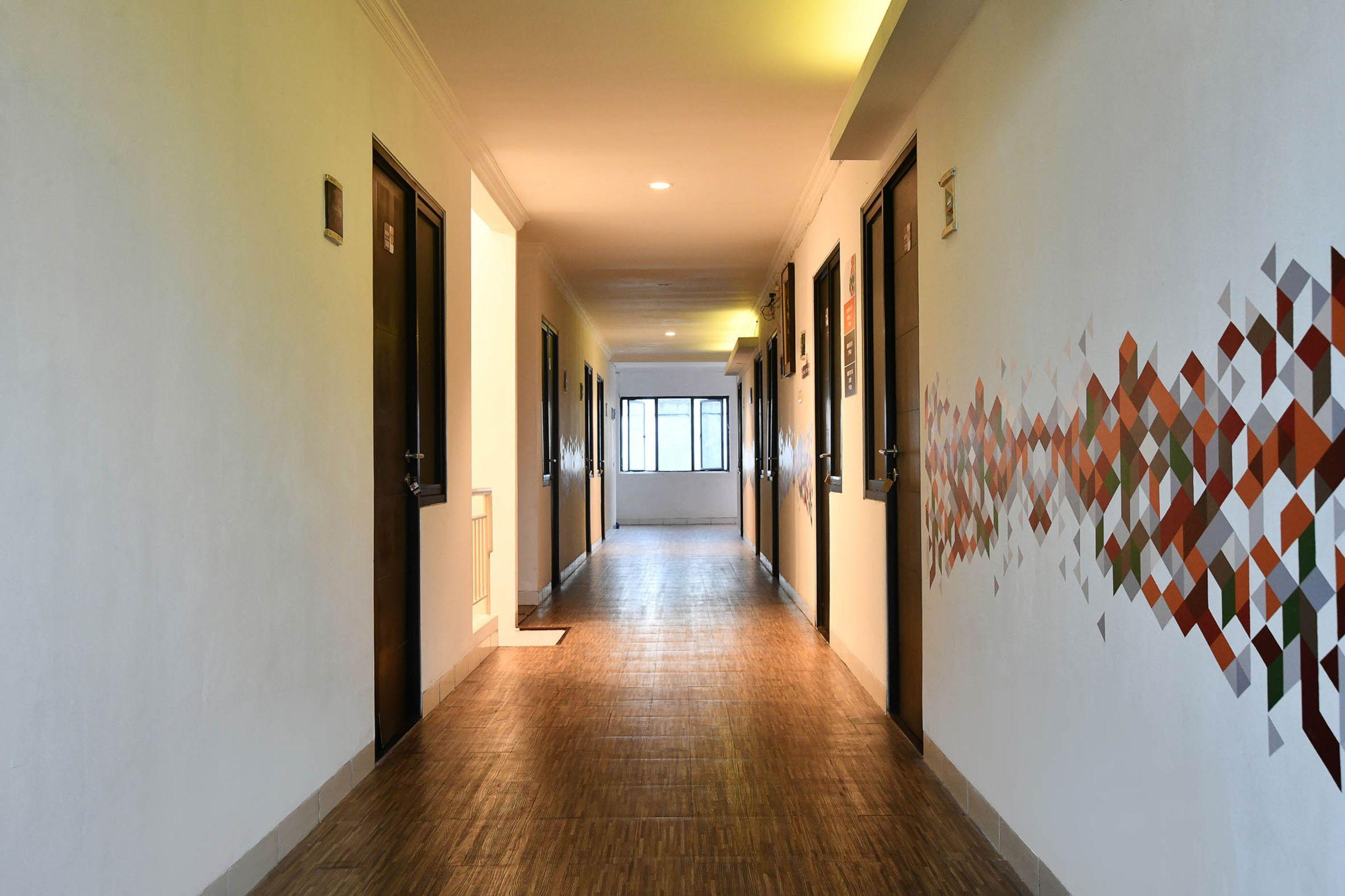 Tuju Abuserin Syariah Jakarta Exterior photo